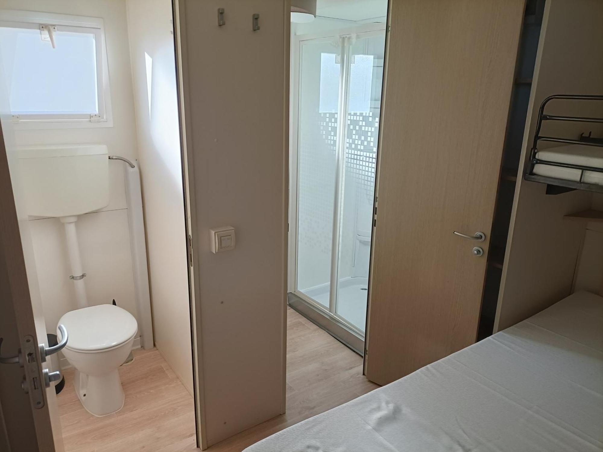 אמליה Chalet Camping River Italie Met 2 Slaapkamers מראה חיצוני תמונה