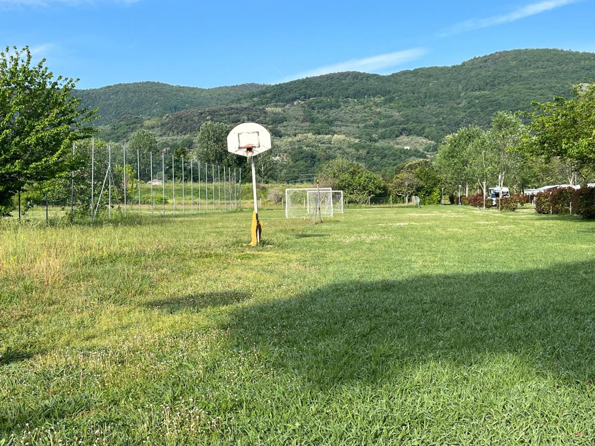 אמליה Chalet Camping River Italie Met 2 Slaapkamers מראה חיצוני תמונה